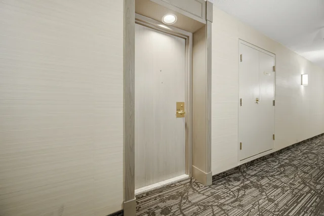 #808-2155 Burnhamthorpe Road West, Mississauga - photo 9