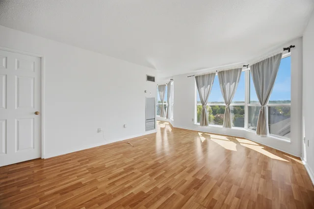 #808-2155 Burnhamthorpe Road West, Mississauga - photo 19