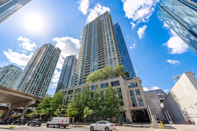 #1807-18 Yonge Street, Toronto