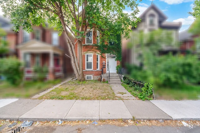 67 West Avenue North, Hamilton - photo 2