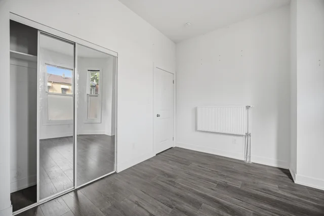 67 West Avenue North, Hamilton - photo 16