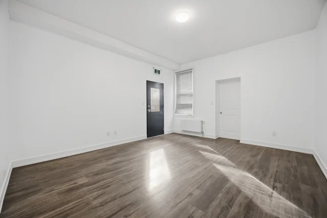 67 West Avenue North, Hamilton - photo 21