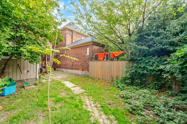 67 West Avenue North, Hamilton - photo 31