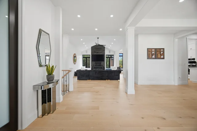 56 Augustus Street, Brant - photo 25