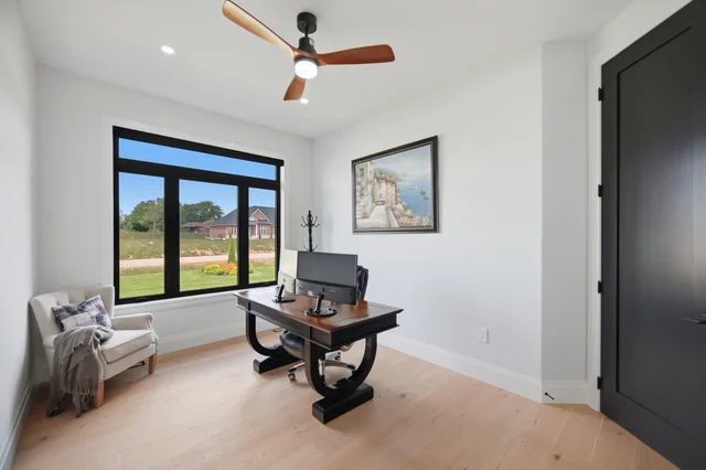56 Augustus Street, Brant - photo 68