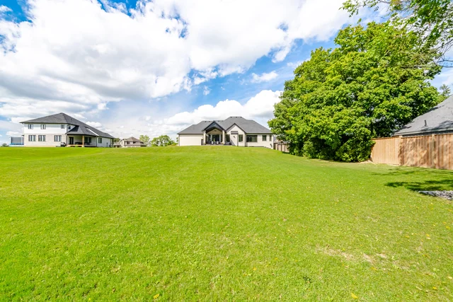 56 Augustus Street, Brant - photo 83