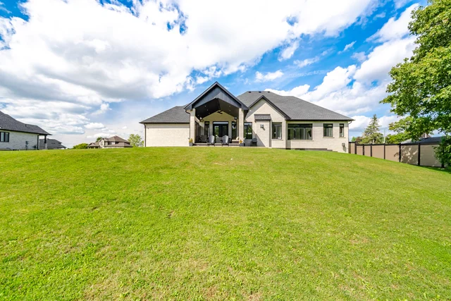 56 Augustus Street, Brant - photo 84