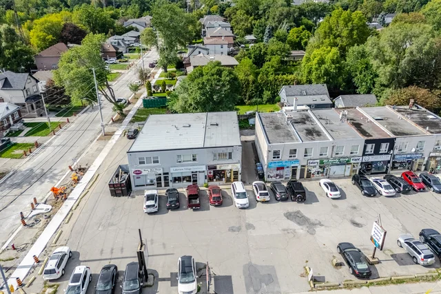 1169 Lakeshore Road East, Mississauga - photo 5