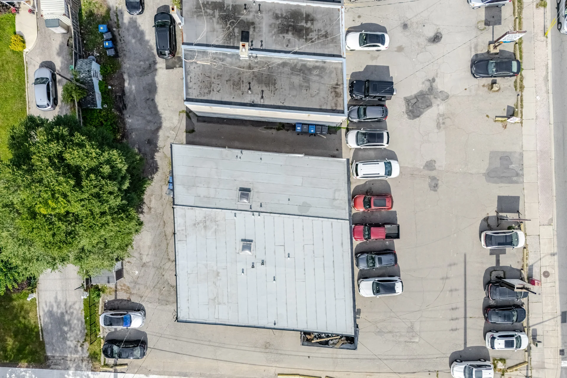 1169 Lakeshore Road East, Mississauga - photo 3