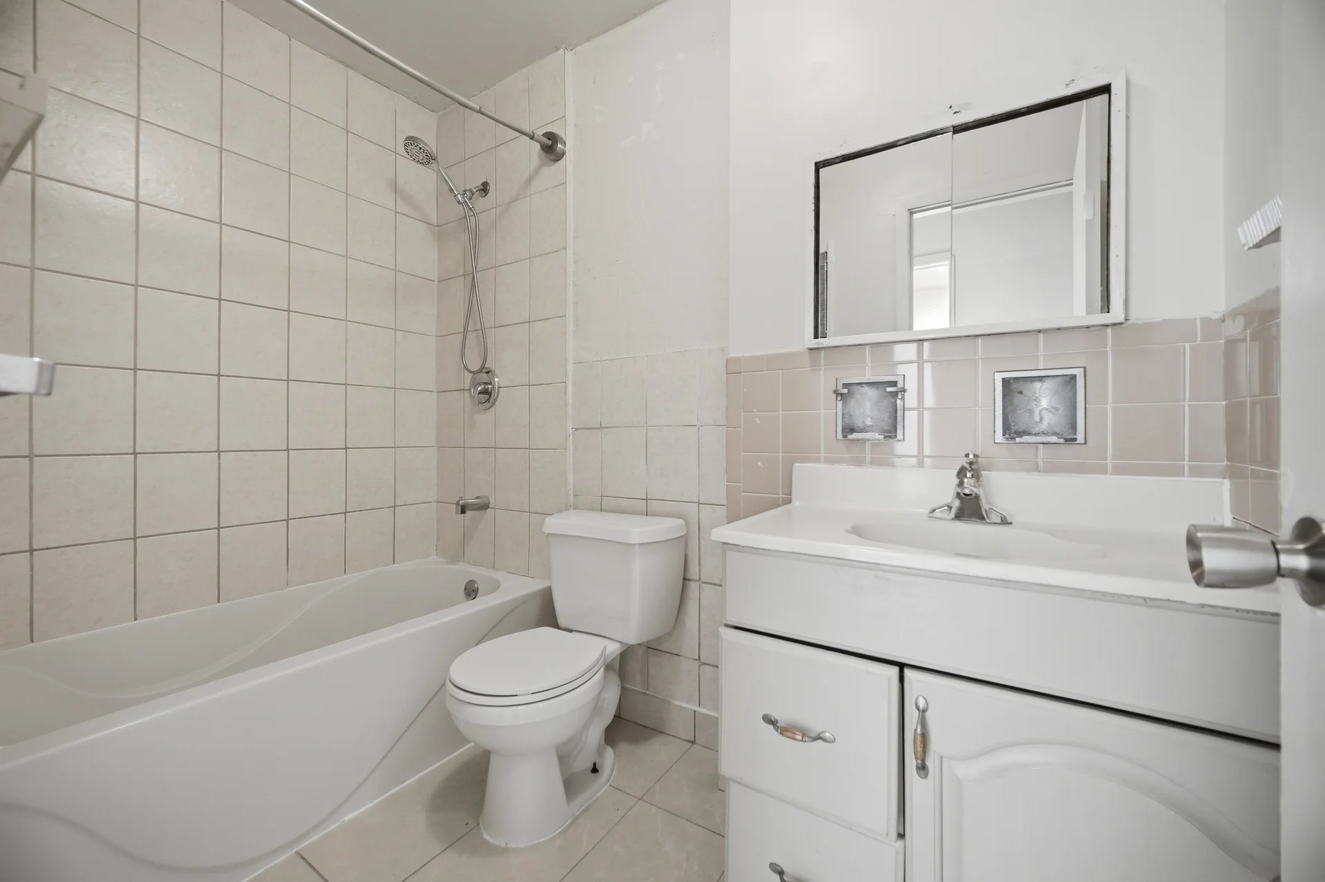 1169 Lakeshore Road East, Mississauga - photo 26