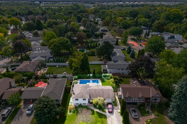2452 Yarmouth Crescent, Oakville - photo 2