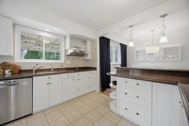 2452 Yarmouth Crescent, Oakville - photo 29