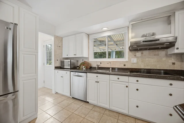 2452 Yarmouth Crescent, Oakville - photo 32