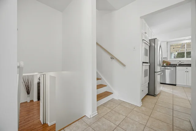 2452 Yarmouth Crescent, Oakville - photo 38