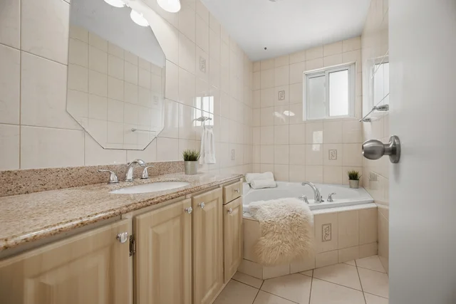 2452 Yarmouth Crescent, Oakville - photo 47