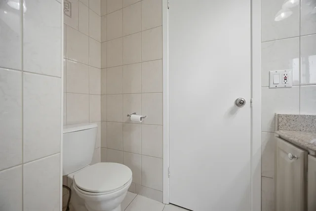 2452 Yarmouth Crescent, Oakville - photo 48