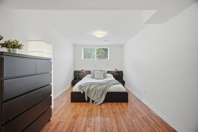 2452 Yarmouth Crescent, Oakville - photo 50