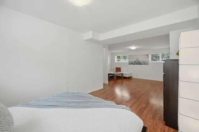 2452 Yarmouth Crescent, Oakville - photo 52