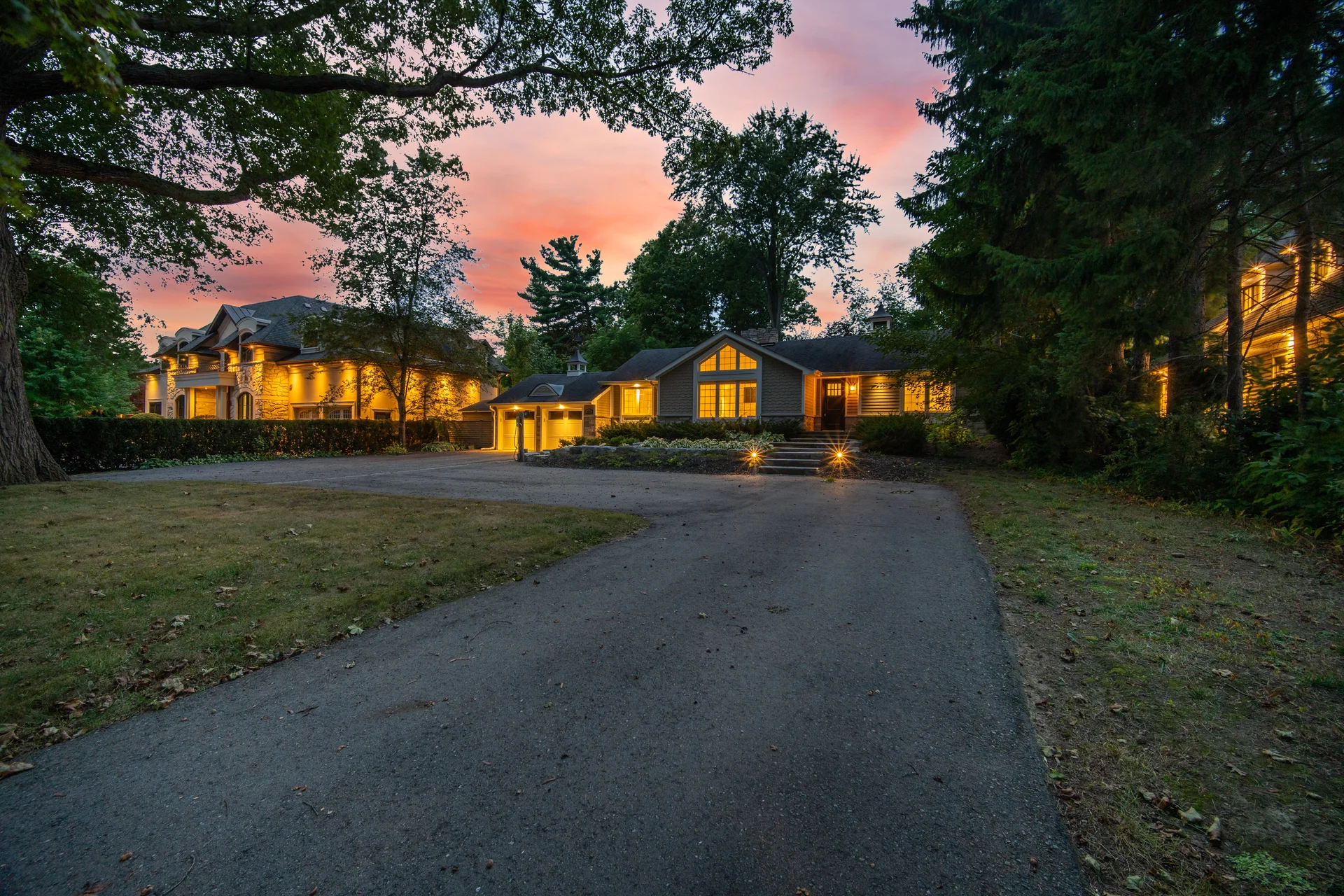 1037 Lakeshore Road West, Oakville - photo 15