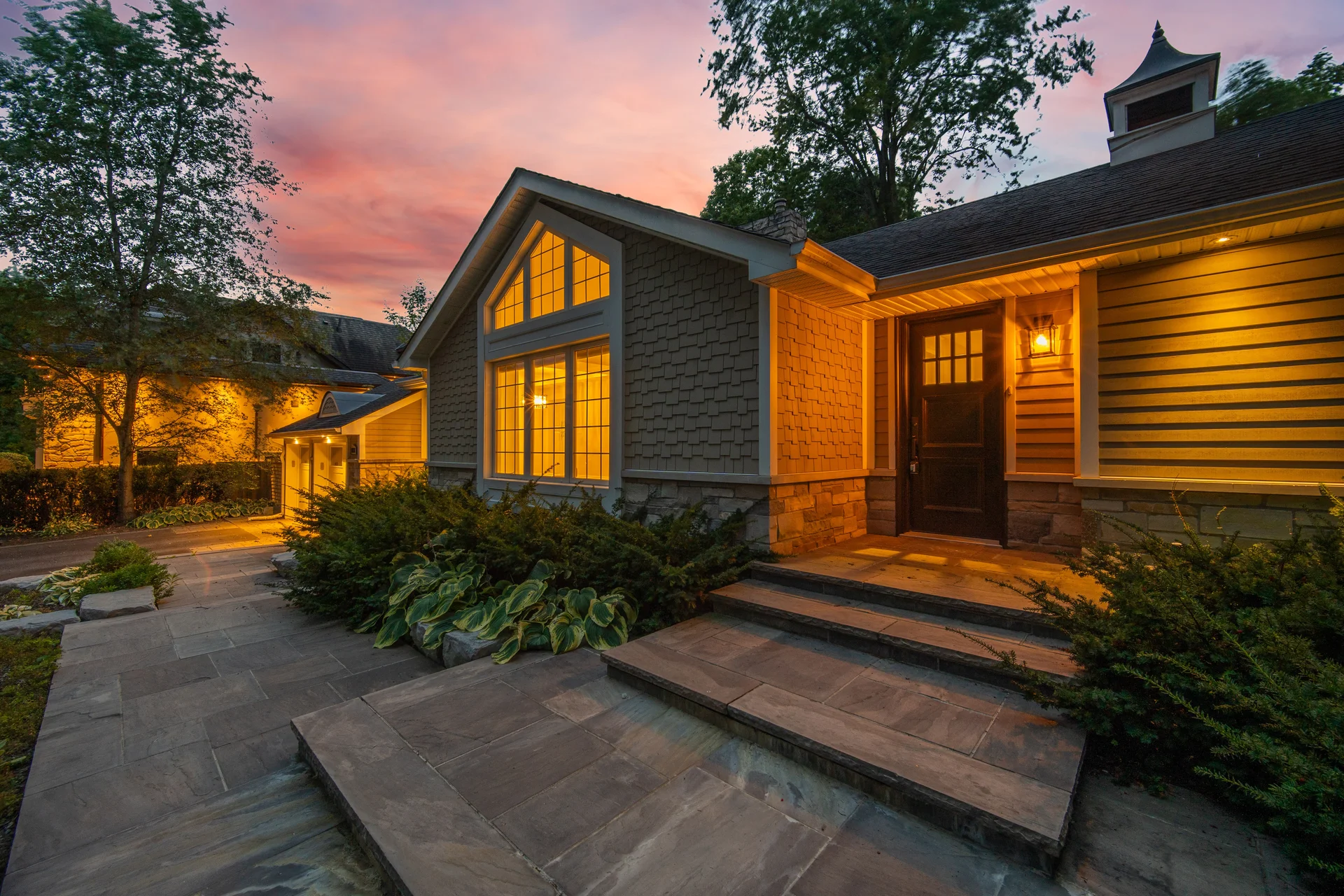 1037 Lakeshore Road West, Oakville - photo 17