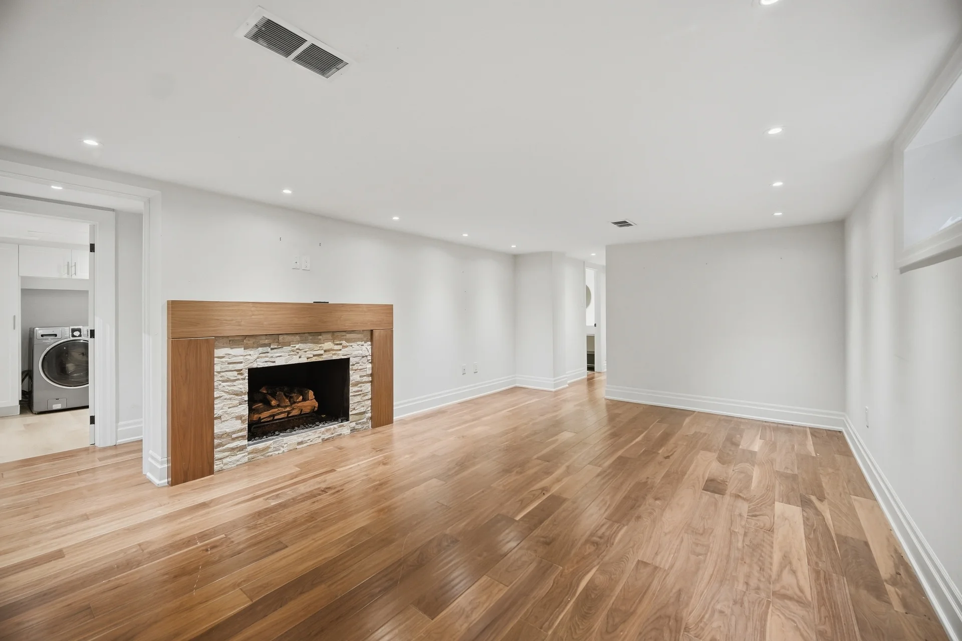 1037 Lakeshore Road West, Oakville - photo 53