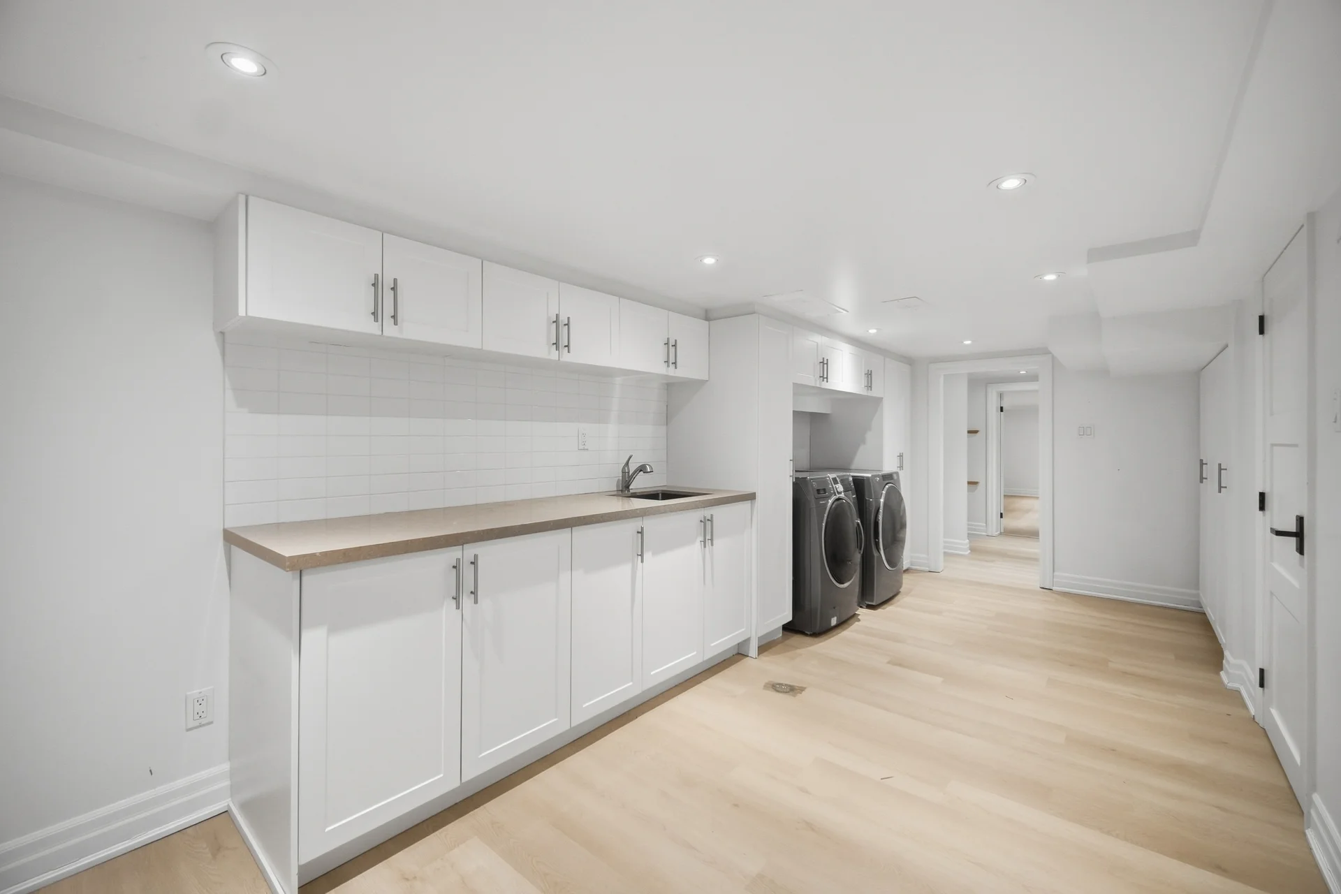 1037 Lakeshore Road West, Oakville - photo 65