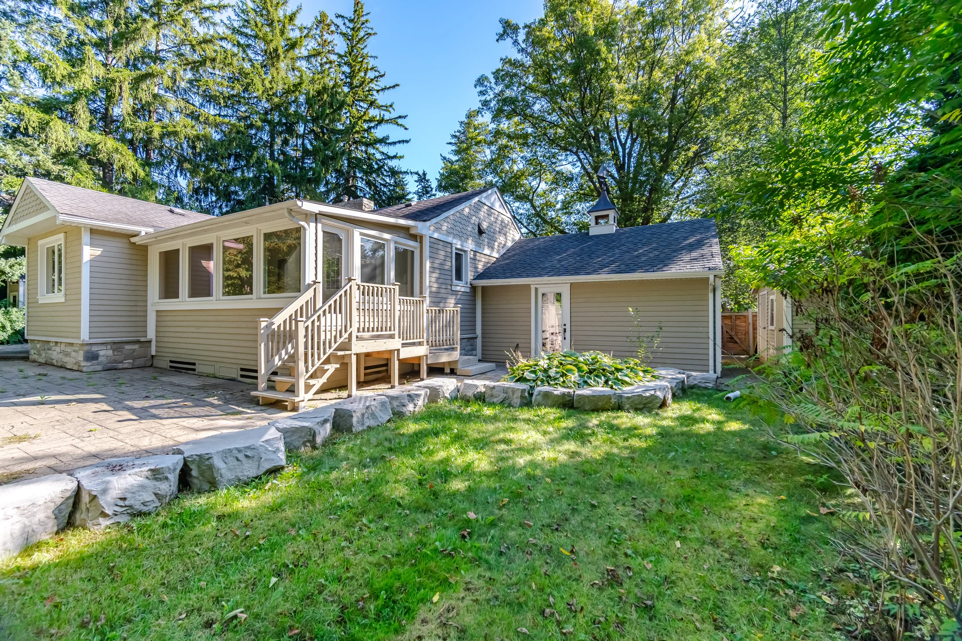 1037 Lakeshore Road West, Oakville - photo 73