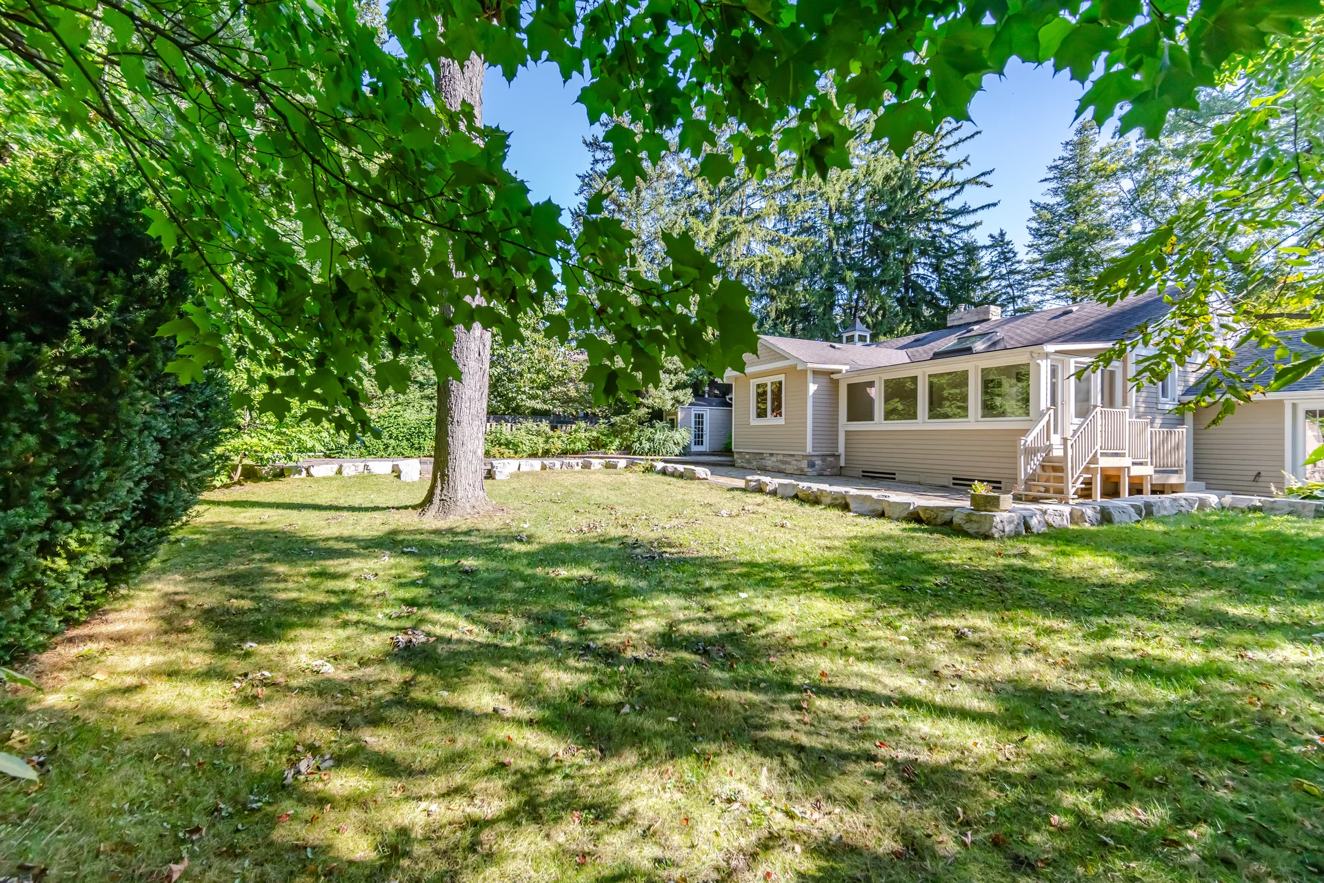 1037 Lakeshore Road West, Oakville - photo 76