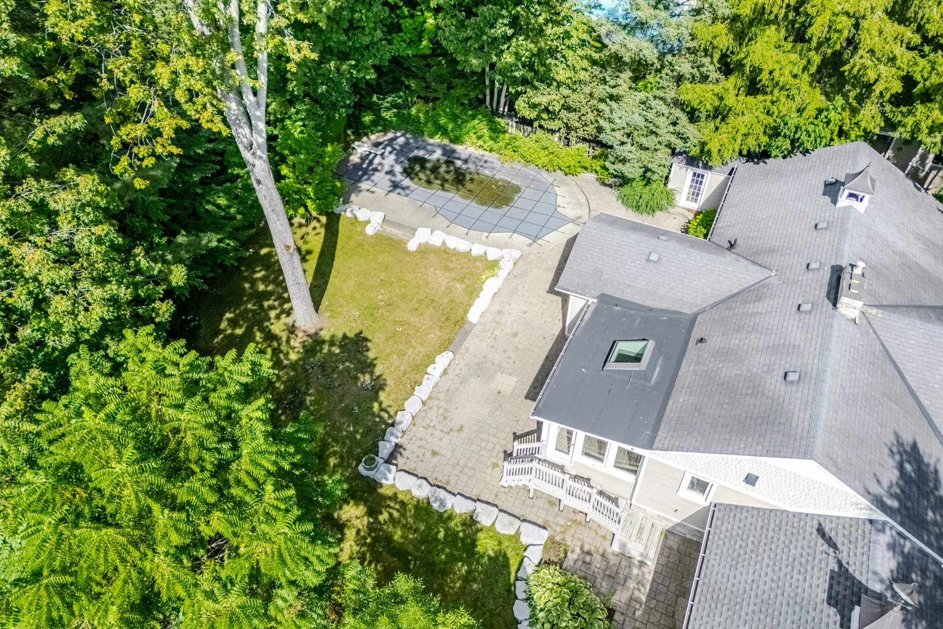 1037 Lakeshore Road West, Oakville - photo 94