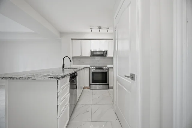 #17-3250 Bentley Drive, Mississauga - photo 10
