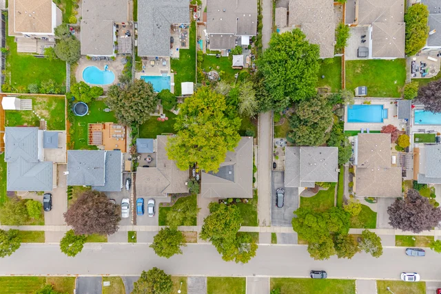 840 Hemlock Drive, Milton