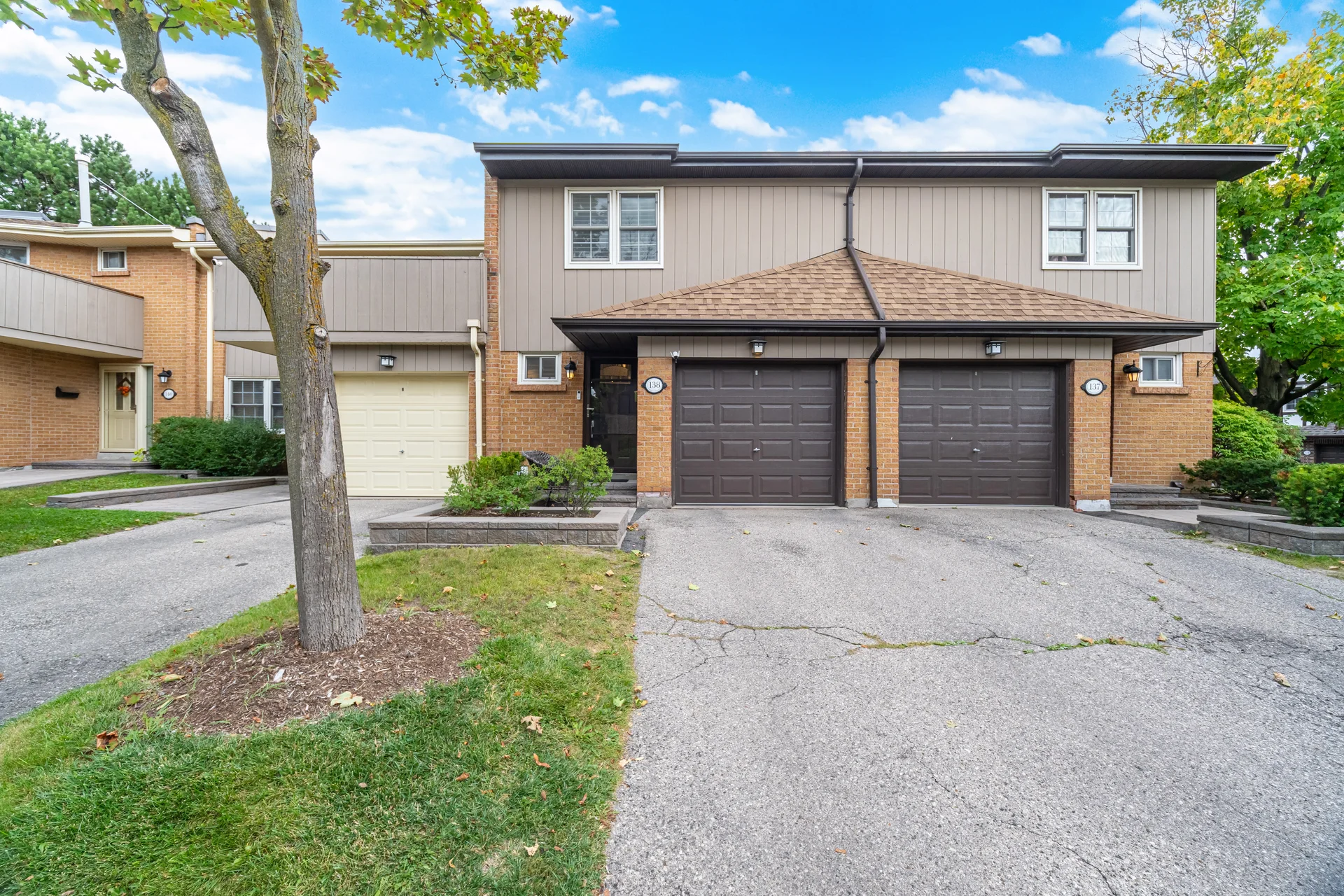#138-1951 Rathburn Road East, Mississauga - photo 2