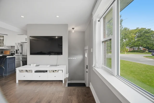 308 Rupert Avenue, Whitchurch-Stouffville - photo 7