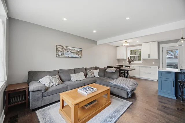 308 Rupert Avenue, Whitchurch-Stouffville - photo 8