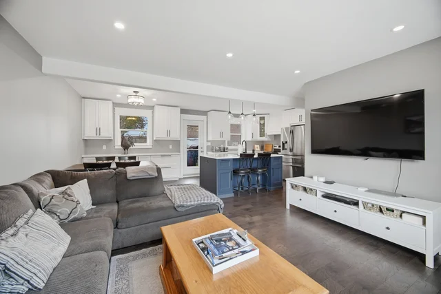 308 Rupert Avenue, Whitchurch-Stouffville - photo 11
