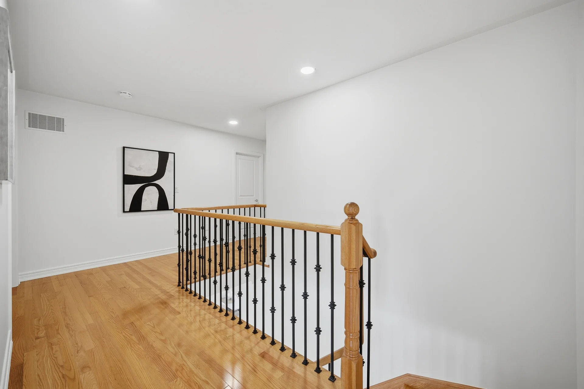 8 Farmhouse Crescent, Richmond Hill - photo 32