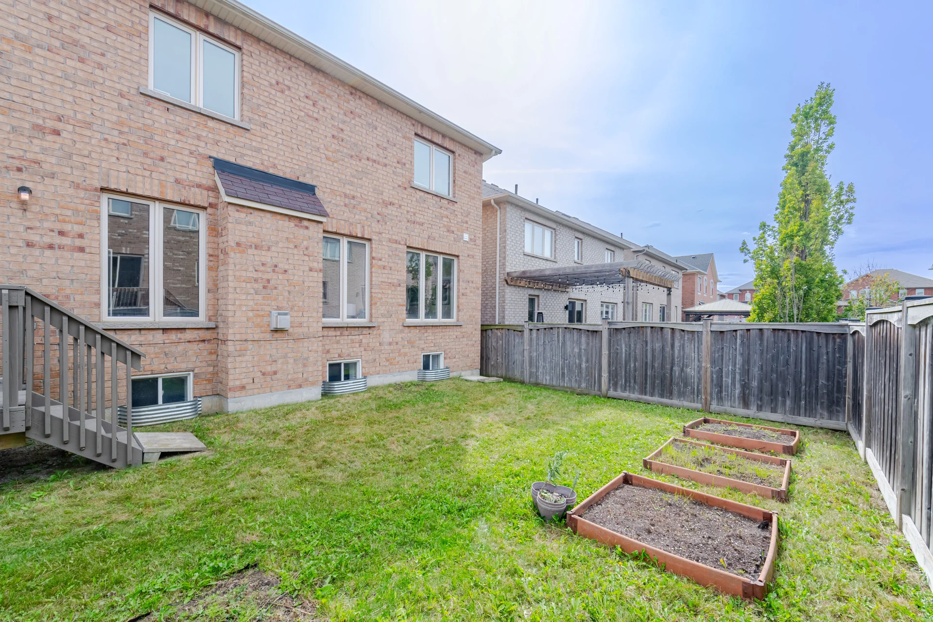 8 Farmhouse Crescent, Richmond Hill - photo 77