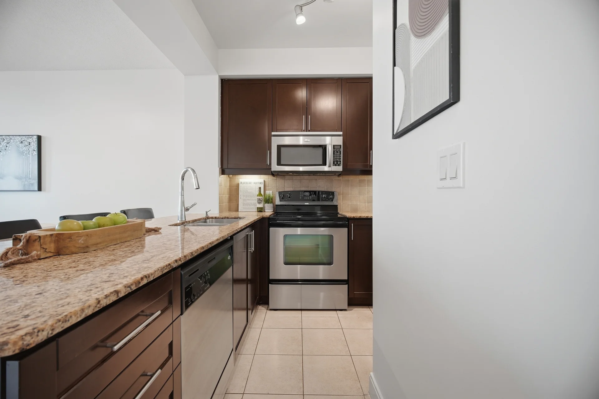 #607-80 Absolute Avenue, Mississauga - photo 18