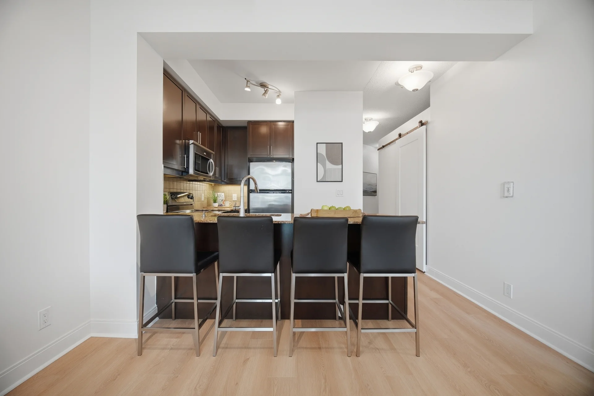 #607-80 Absolute Avenue, Mississauga - photo 20