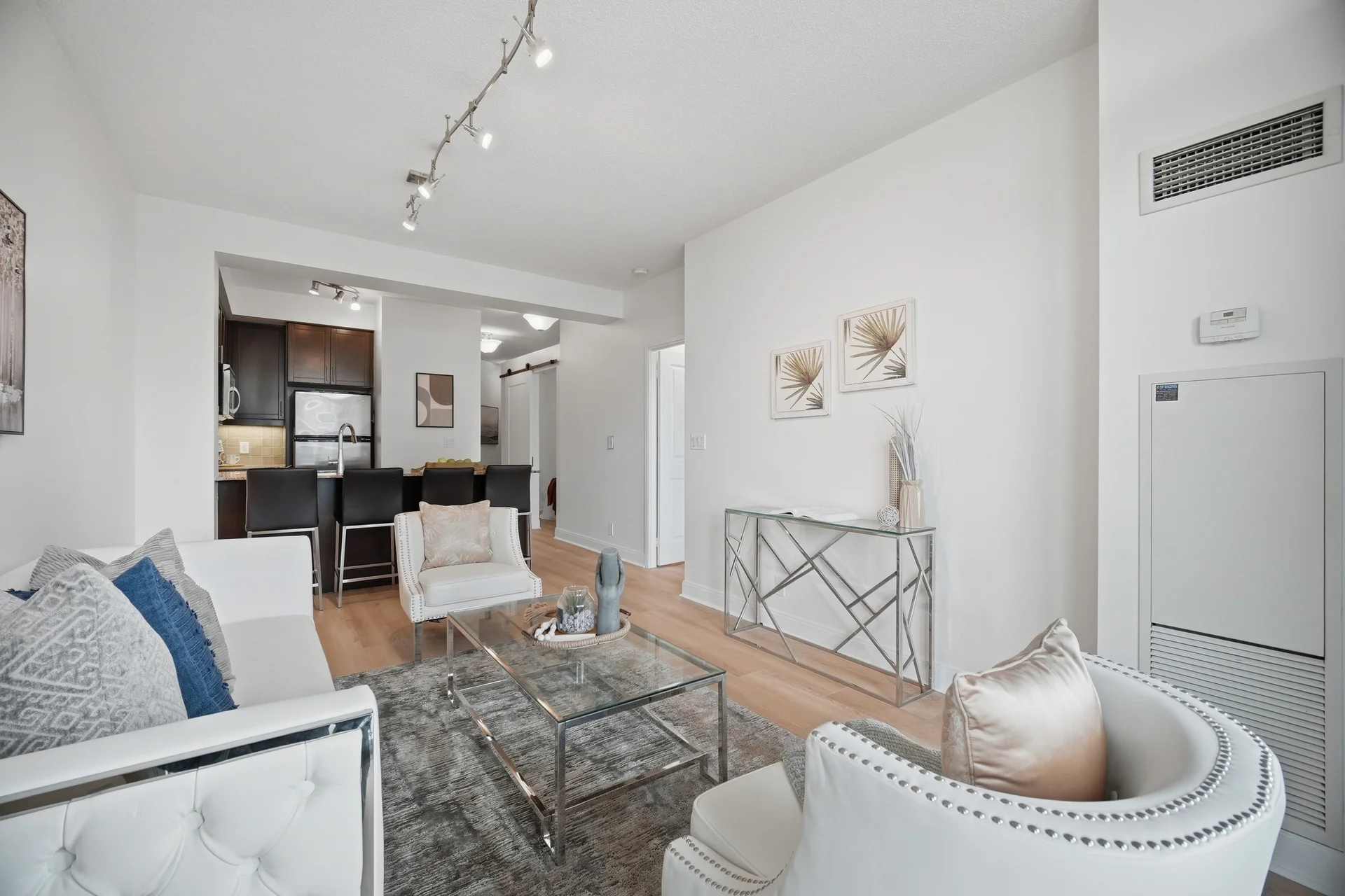 #607-80 Absolute Avenue, Mississauga - photo 25