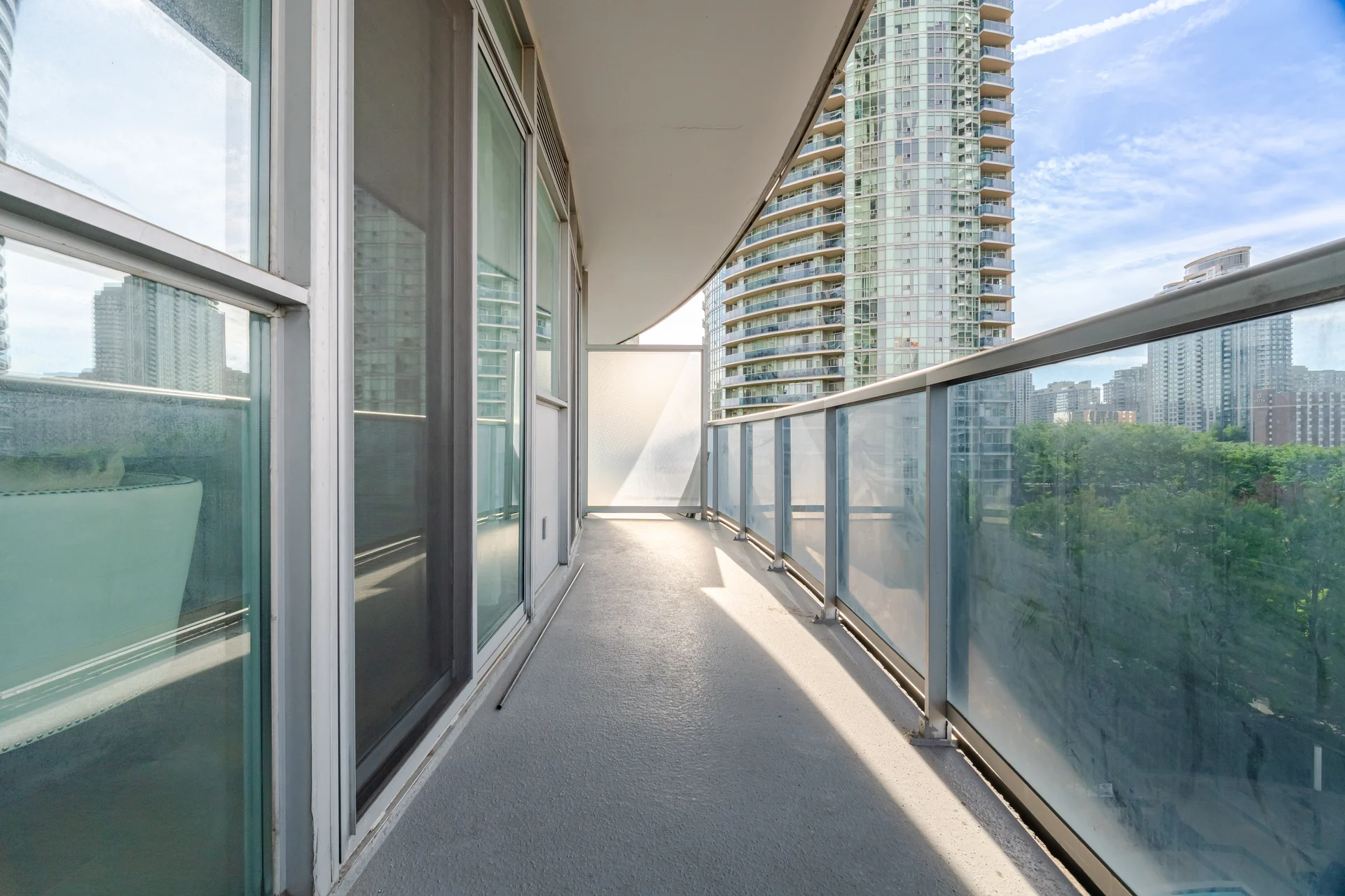 #607-80 Absolute Avenue, Mississauga - photo 39