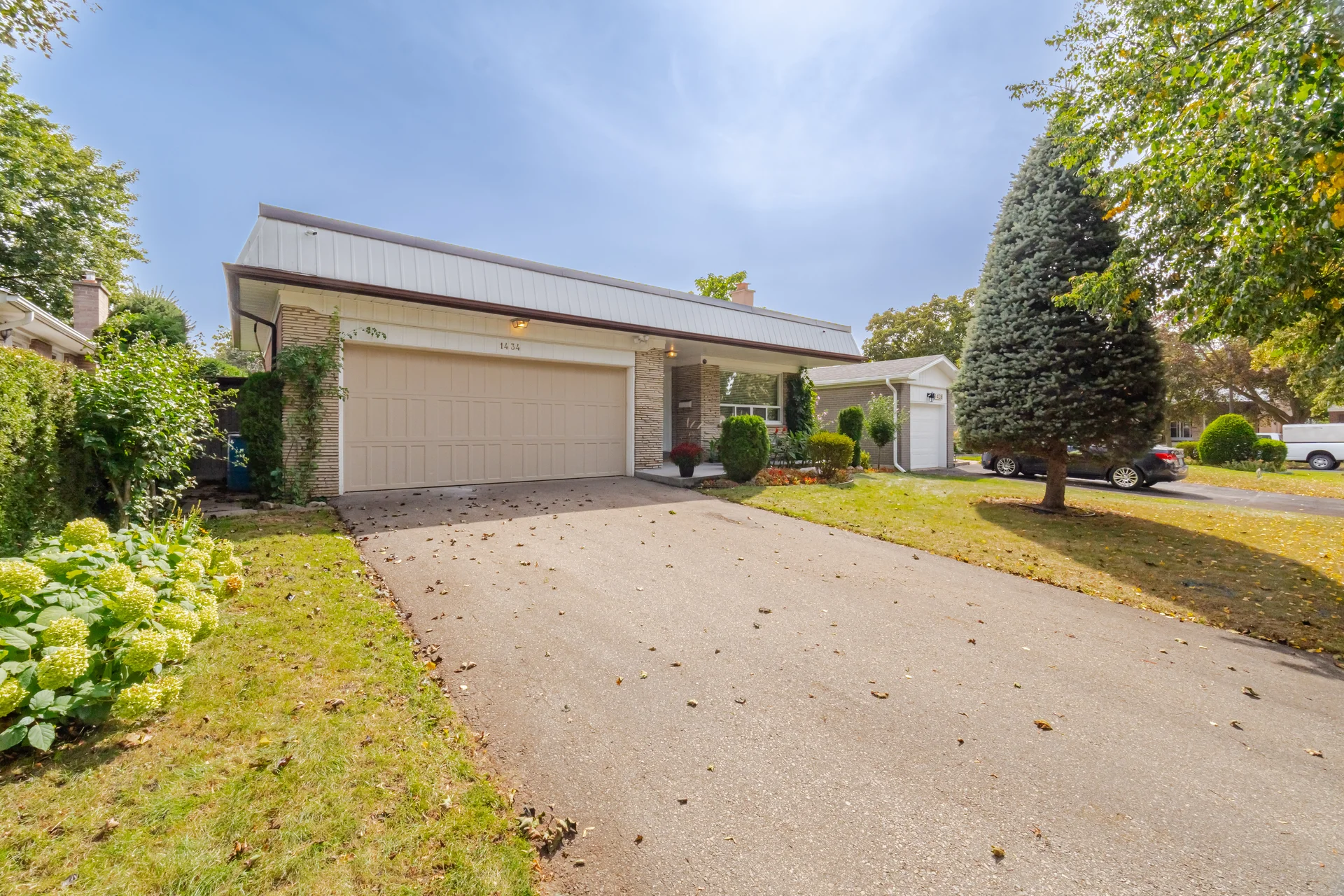 1434 Thorndyke Crescent, Mississauga - photo 4