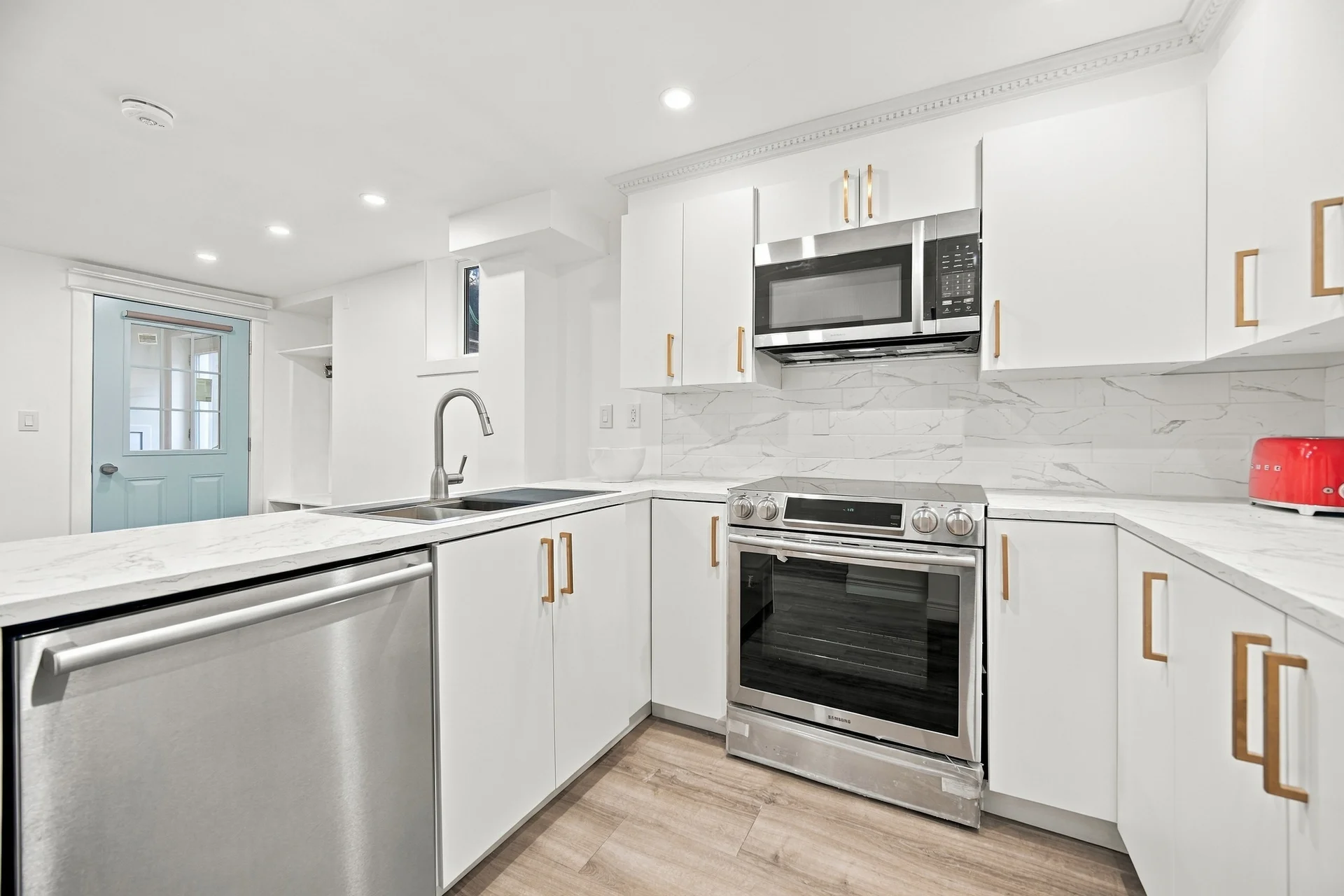 36 Inglenook Court, Whitby - photo 86