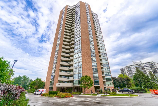 #2305-2010 Islington Avenue, Etobicoke