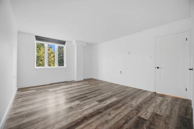 #320-150 Wilson Street West, Ancaster - photo 25