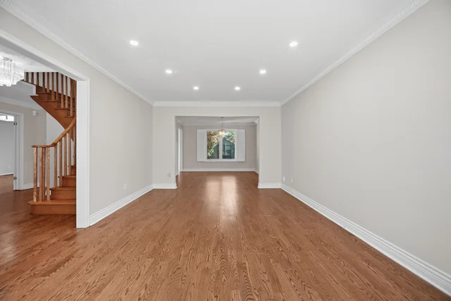 1572 Maple Ridge Drive, Mississauga - photo 13