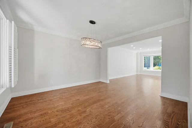 1572 Maple Ridge Drive, Mississauga - photo 14