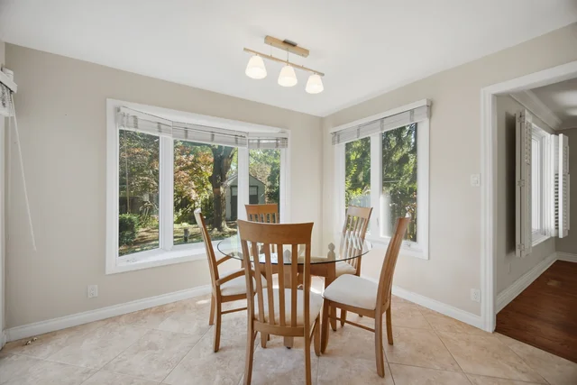1572 Maple Ridge Drive, Mississauga - photo 17