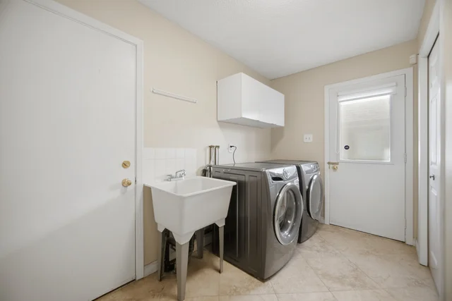 1572 Maple Ridge Drive, Mississauga - photo 25