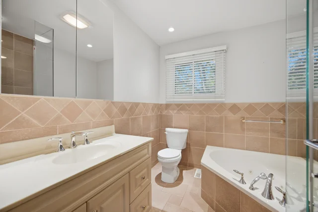 1572 Maple Ridge Drive, Mississauga - photo 31
